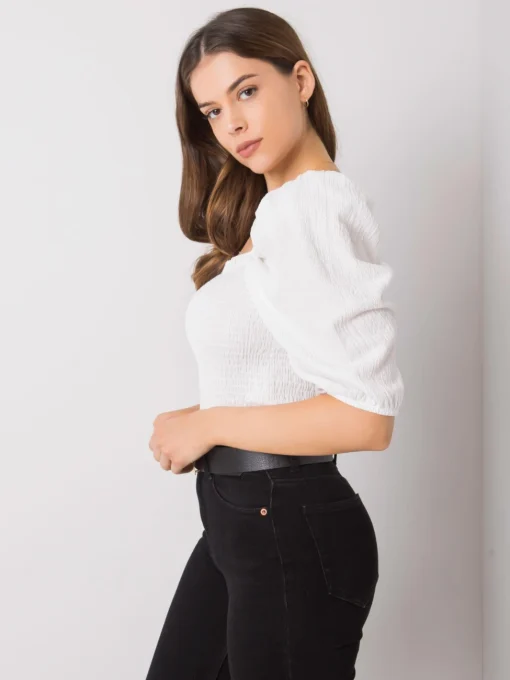 bluza-alba-cu-maneci-bufante-si-decolteu-patrat