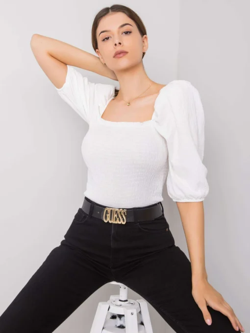bluza-alba-cu-maneci-bufante-si-decolteu-patrat