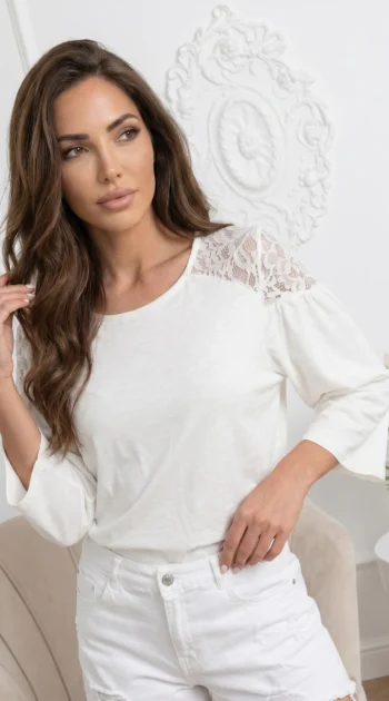 bluza-alba-din-bumbac-cu-insertii-din-dantela-la-umeri