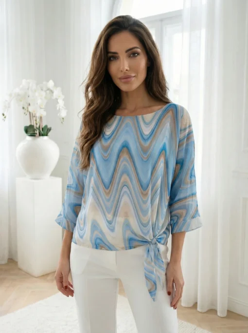 bluza-albastra-cu-imprimeu-abstract-si-nod-lateral