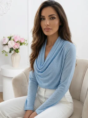 Bluza bleu ciel din tul cu strasuri stralucitoare si decolteu drapat