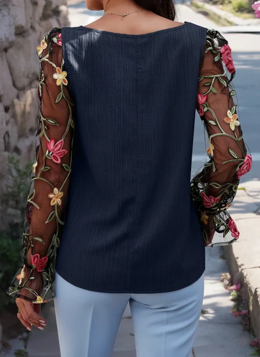 bluza-bleumarin-cu-maneci-transparente-cu-broderie-florala