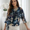 bluza-bleumarin-din-voal-cu-imprimeu-floral