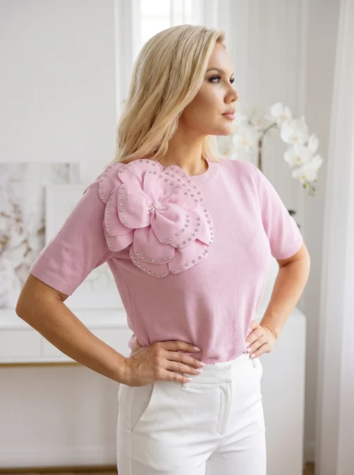 bluza-cu-aplicatie-florala-cu-strasuri