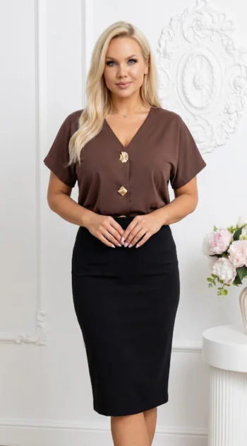 bluza-cu-decolteu-in-v-si-inchidere-cu-capse-aurii-decorative