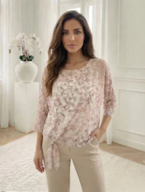 Bluza cu imprimeu floral bej pastelat si nod in talie