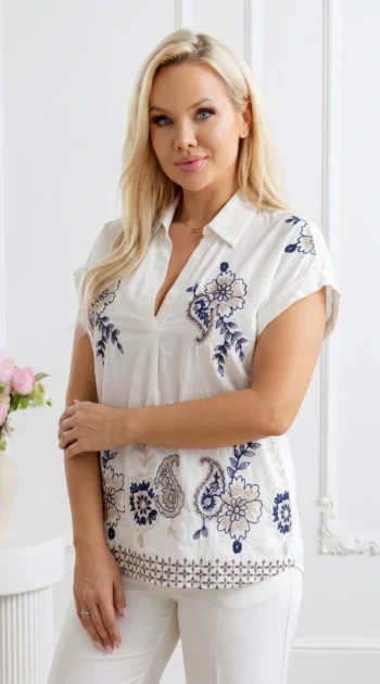 bluza-dama-alba-cu-broderie-albastra-si-bej