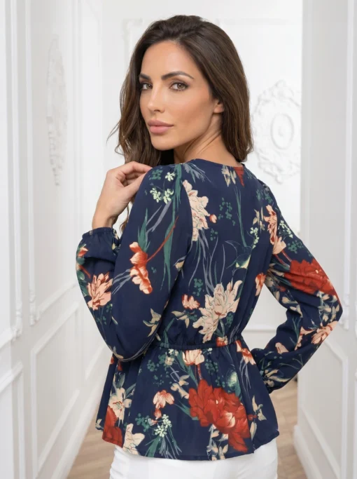 bluza-dama-bleumarin-cu-imprimeu-floral-si-maneci-lungi