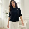 bluza-dama-neagra-cu-brosa-floare-aurie
