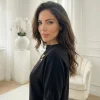 bluza-dama-neagra-cu-brosa-floare-aurie