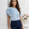 bluza-din-bumbac-cu-aplicatie-floare-3d-cu-strasuri