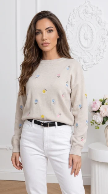 bluza-din-tricot-cu-floricele-multicolore-brodate