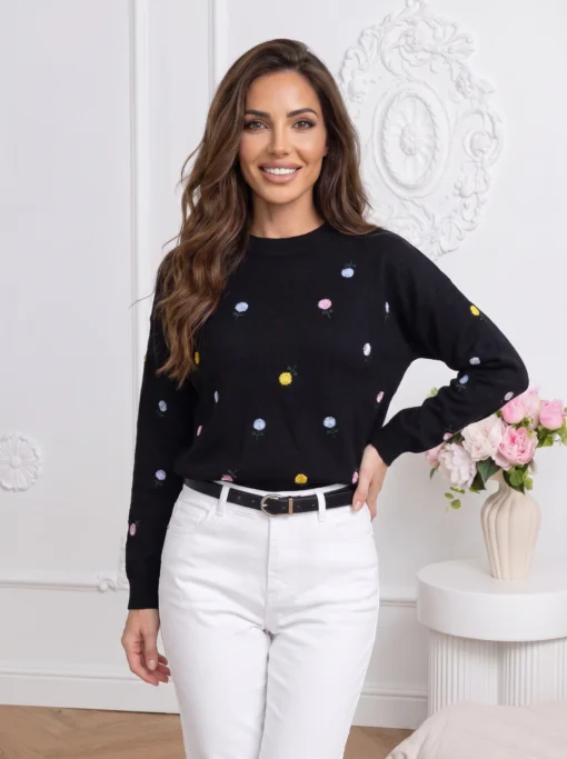 bluza-din-tricot-cu-floricele-multicolore-brodate