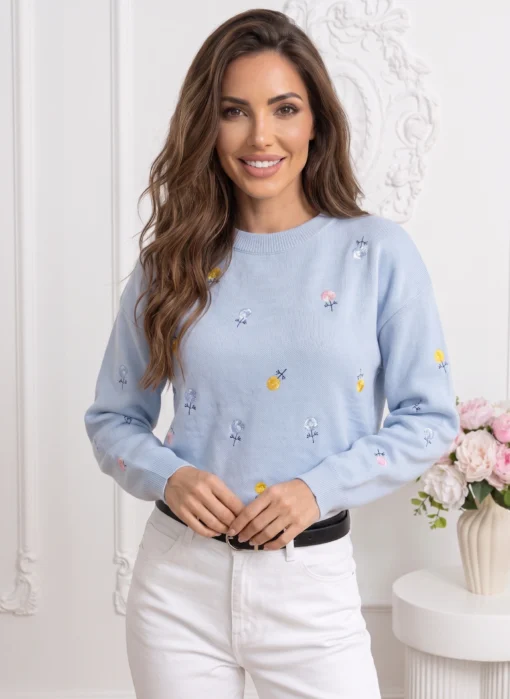 bluza-din-tricot-cu-floricele-multicolore-brodate