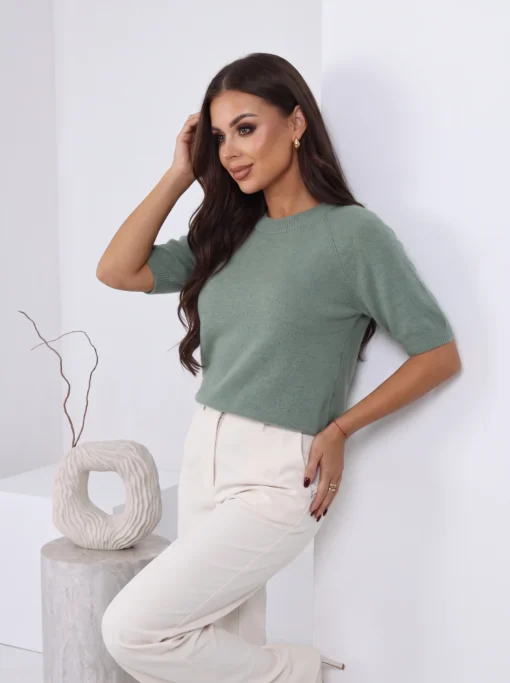 bluza-din-tricot-fin-cu-maneca-scurta