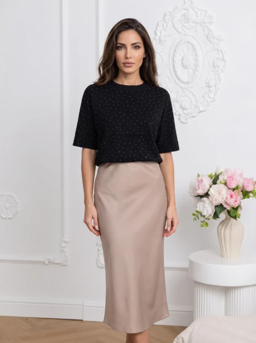 bluza-din-tricot-fin-cu-strasuri