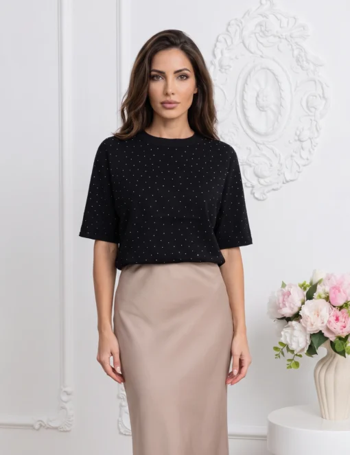 bluza-din-tricot-fin-cu-strasuri