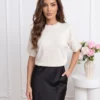 bluza-din-tricot-fin-cu-strasuri
