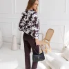 bluza-eleganta-alba-cu-imprimeu-floral-maro-si-maneci-bufante