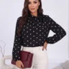 bluza-eleganta-cu-buline-si-funda-la-guler-copiaza
