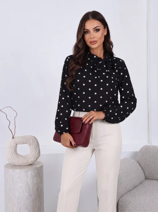 bluza-eleganta-cu-buline-si-funda-la-guler-copiaza