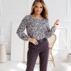 bluza-eleganta-cu-imprimeu-animal-print-si-guler-rotund