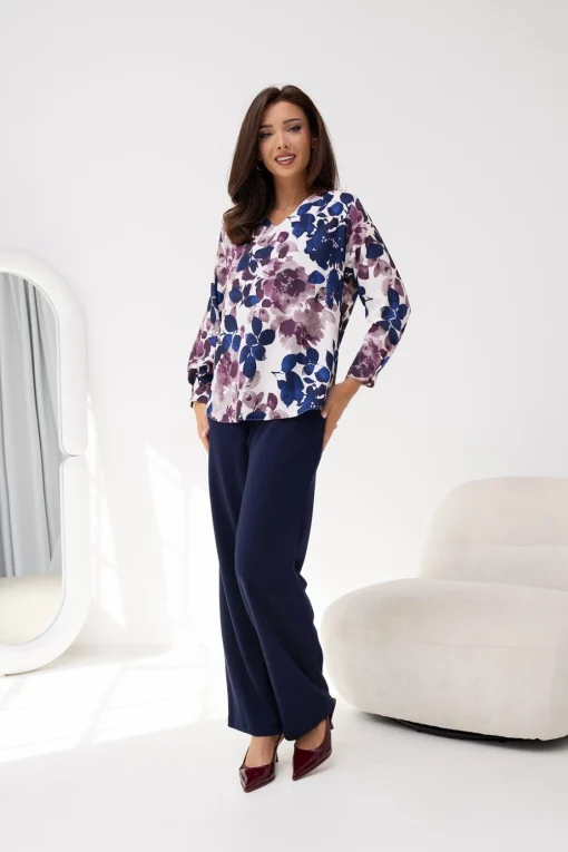 bluza-eleganta-cu-imprimeu-floral-in-nuante-de-albastru-si-mov