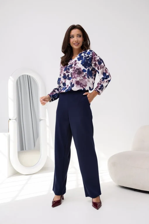 bluza-eleganta-cu-imprimeu-floral-in-nuante-de-albastru-si-mov