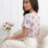 bluza-eleganta-cu-imprimeu-floral-si-maneci-scurte-cu-volane