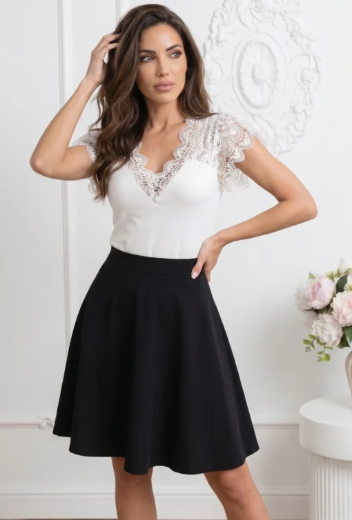 bluza-eleganta-din-bumbac-cu-decolteu-in-v-cu-dantela