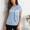 bluza-eleganta-din-bumbac-cu-detaliu-esarfa-si-accesoriu-auriu