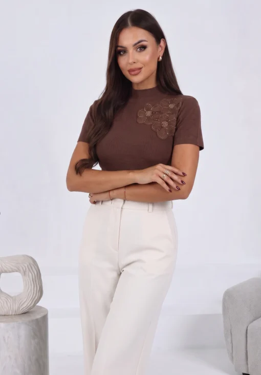 bluza-eleganta-din-tricot-fin-cu-aplicatii-florale