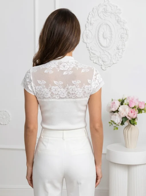 bluza-eleganta-reiata-cu-insertii-din-plasa-si-broderie-florala-negru-universala