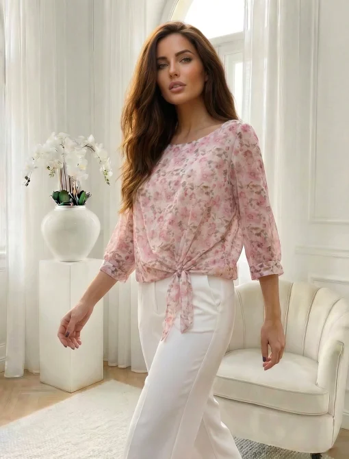 bluza-eleganta-roz-cu-imprimeu-floral-si-nod-decorativ
