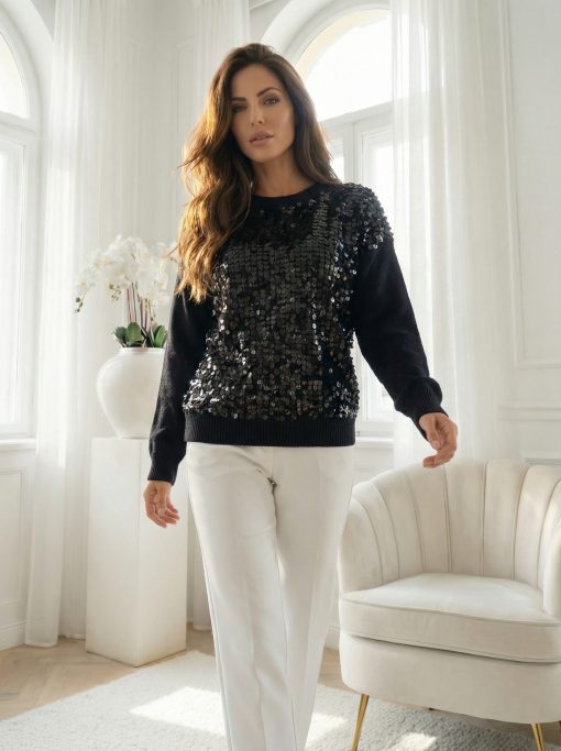 bluza-neagra-cu-paiete-aplicate-si-maneci-lungi