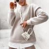 bluza-oversized-bej-cu-croi-lejer-si-stil-casual