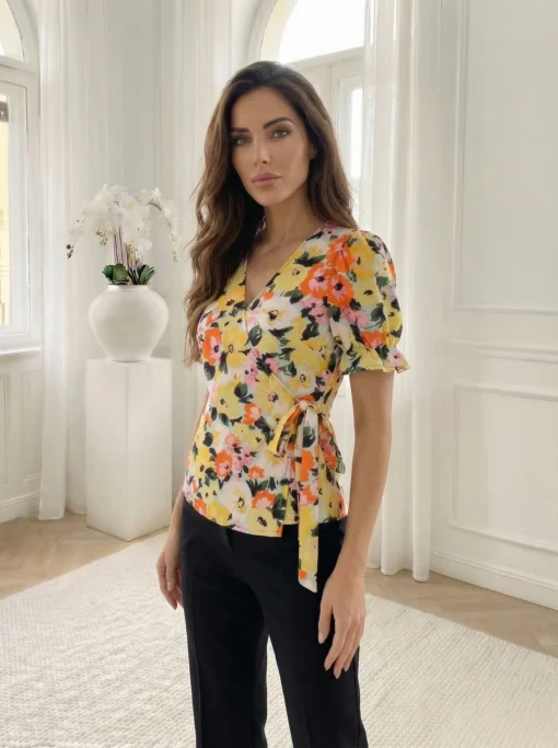 bluza-petrecuta-cu-imprimeu-floral-si-cordon-lateral