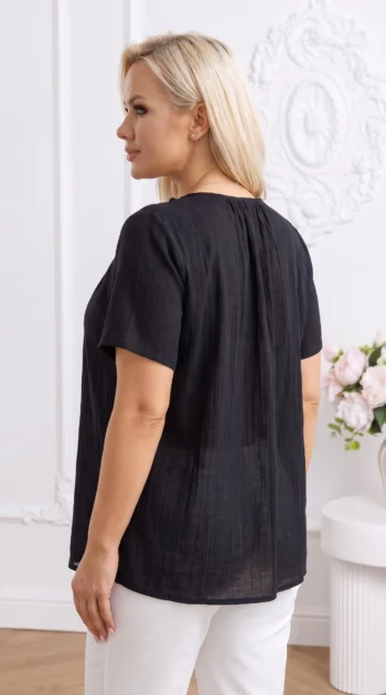 bluza-vaporoasa-din-material-texturat-cu-aplicatii-decorative