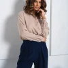 camasa-bej-eleganta-cu-nasturi-metalici
