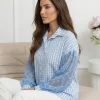 camasa-bleu-cu-carouri-si-maneci-din-dantela