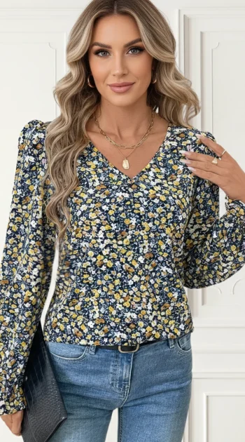 camasa-cu-imprimeu-floral-si-decupaj-cu-dantela-in-spate