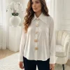 camasa-dama-eleganta-alba-cu-brose-detasabile-si-inchidere-cu-nasturi