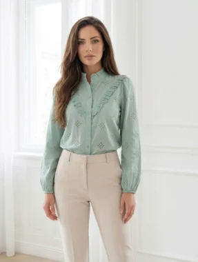 Camasa dama verde menta cu broderie perforata si volan decorativ