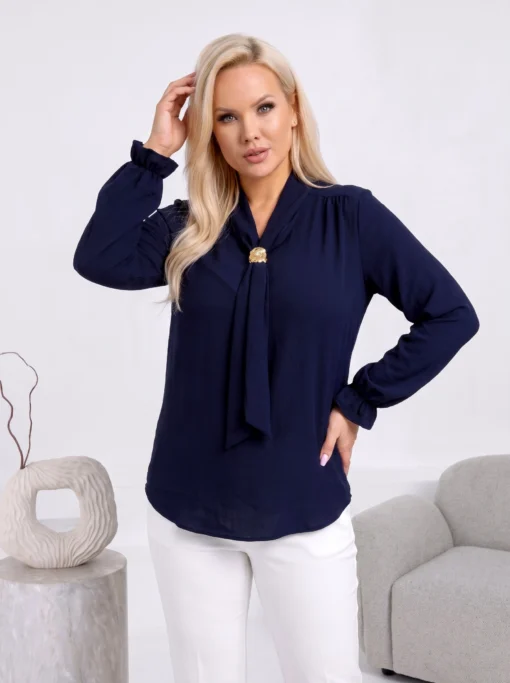 camasa-eleganta-cu-esarfa-la-guler-si-accesoriu-auriu
