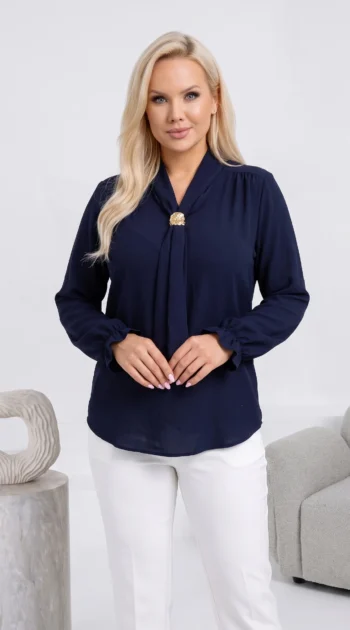 camasa-eleganta-cu-esarfa-la-guler-si-accesoriu-auriu