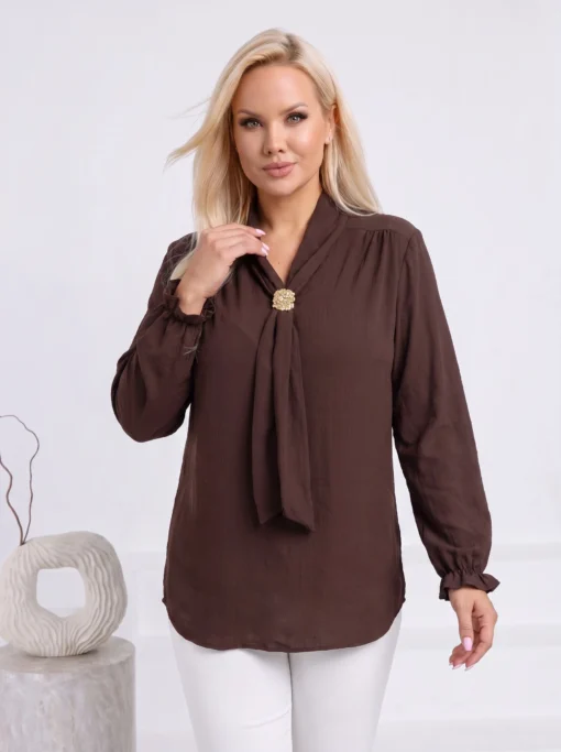 camasa-eleganta-cu-esarfa-la-guler-si-accesoriu-auriu