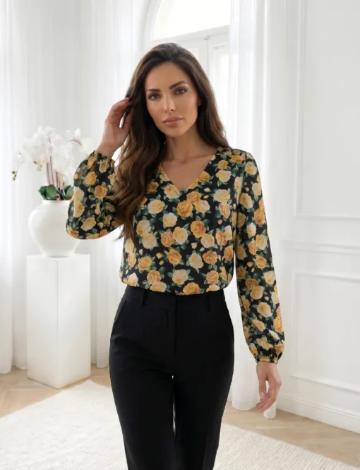 camasa-eleganta-cu-imprimeu-floral-si-decolteu-in-v