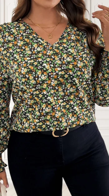 camasa-marime-mare-neagra-cu-imprimeu-floral-si-decolteu