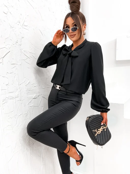 camasa-neagra-eleganta-cu-funda-la-gat