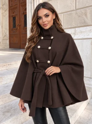 Capa eleganta cu guler inalt, nasturi aurii si cordon in talie